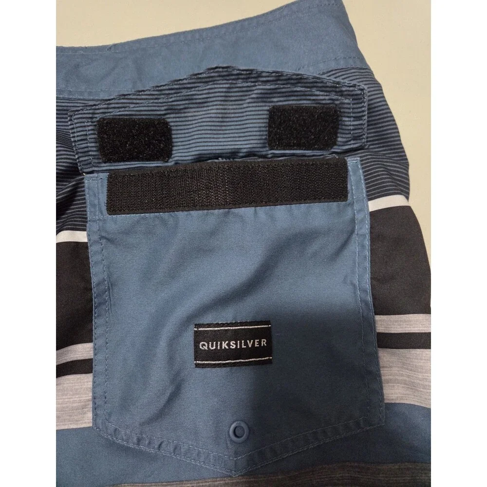 Quiksilver Men Boardshorts Size 38 Striped Swim Trunks Blue Black Grey Hook Loop